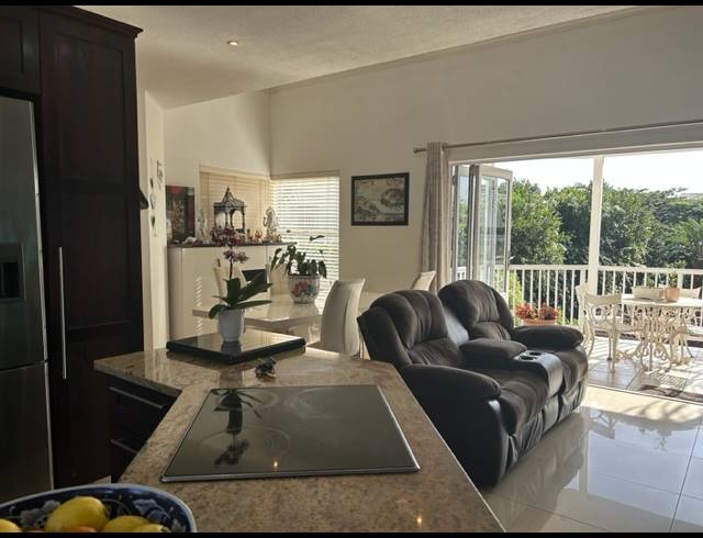 2 BEDROOM APARTMENT FOR SALE IN LA LUCIA